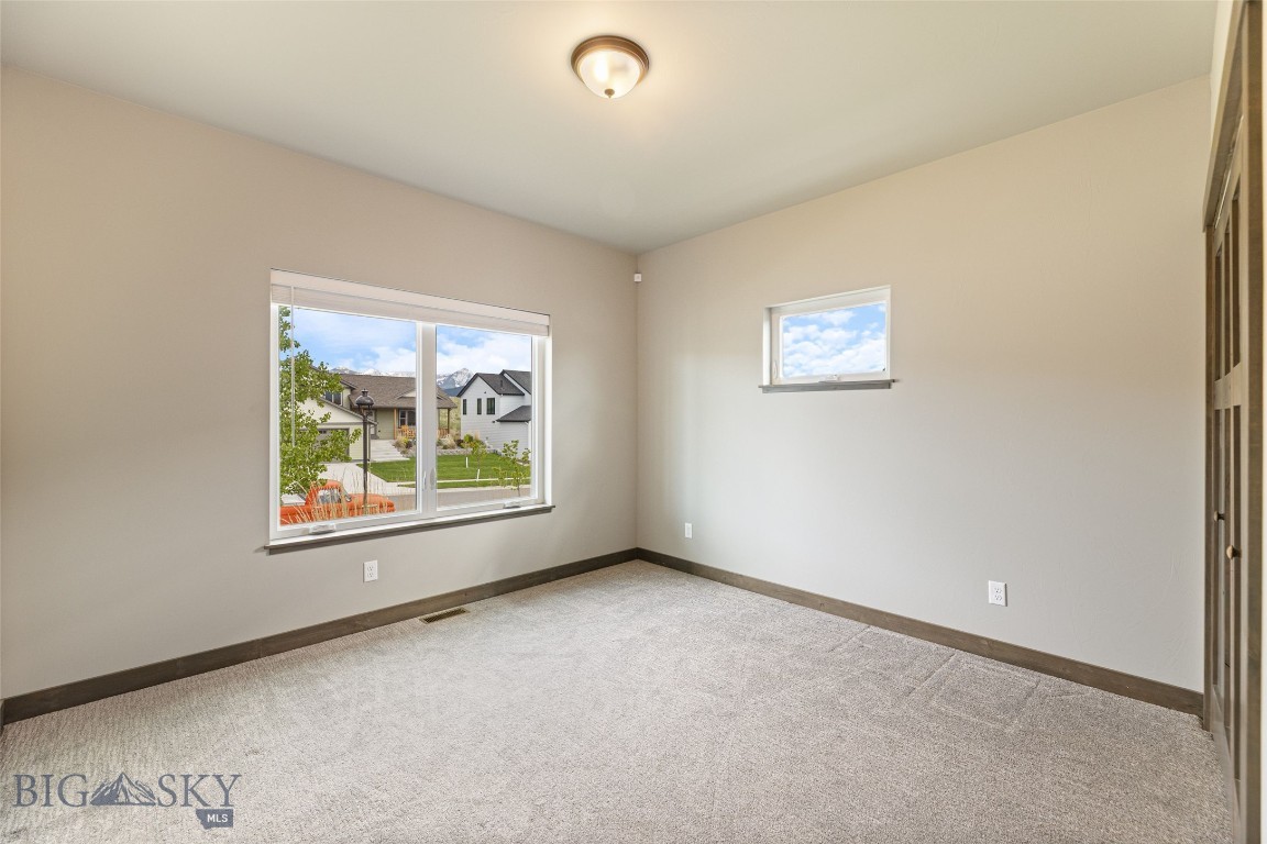 1215 Sweetgrass Lane