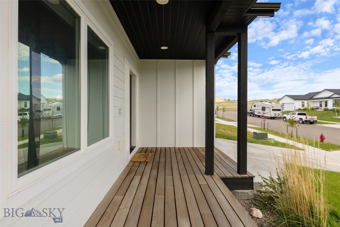 1215 Sweetgrass Lane