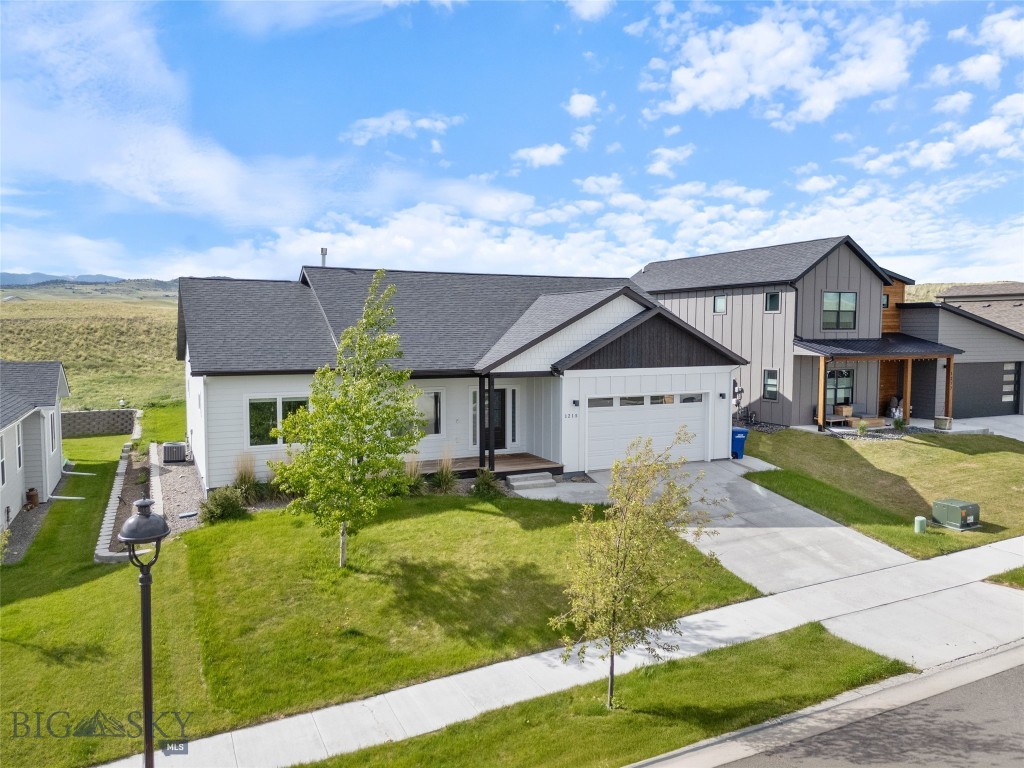 1215 Sweetgrass Lane