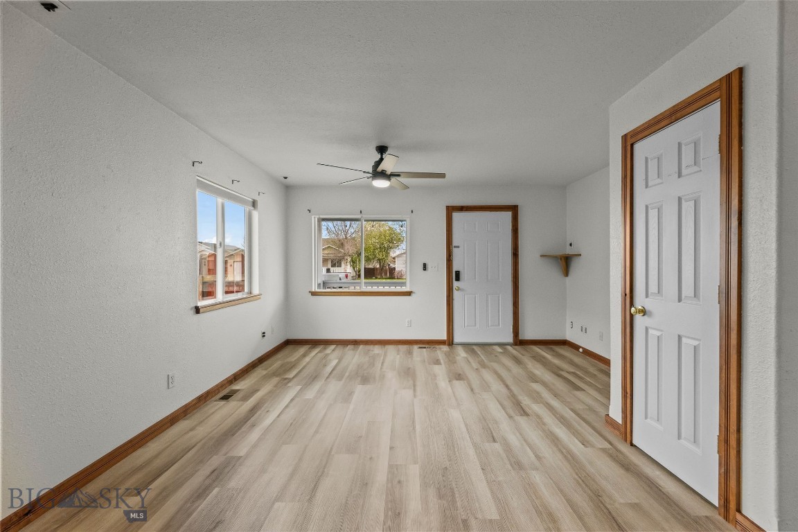 72 W Magnolia Drive