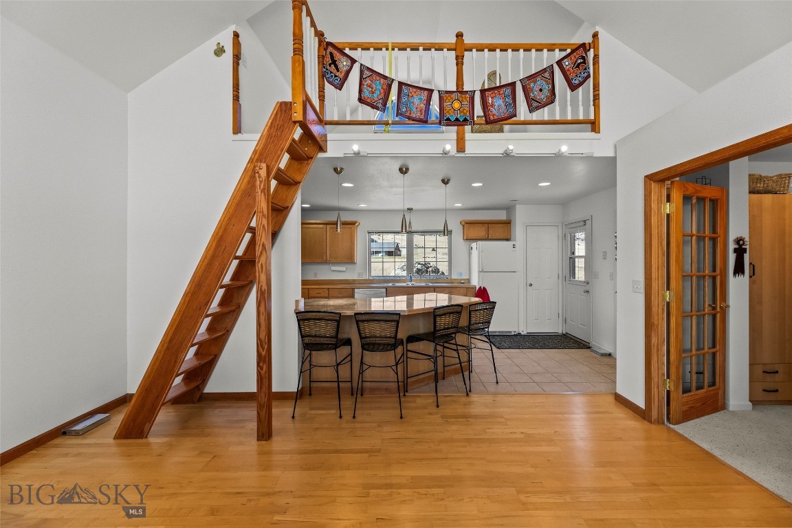 6 Rock View Lane