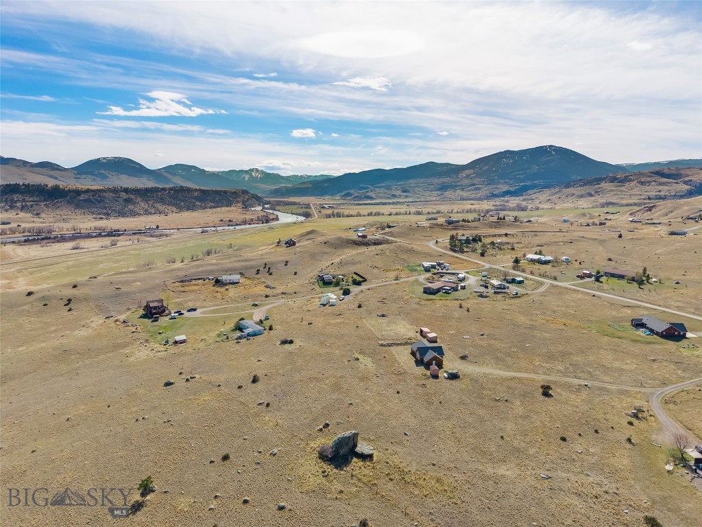 6 Rock View Lane