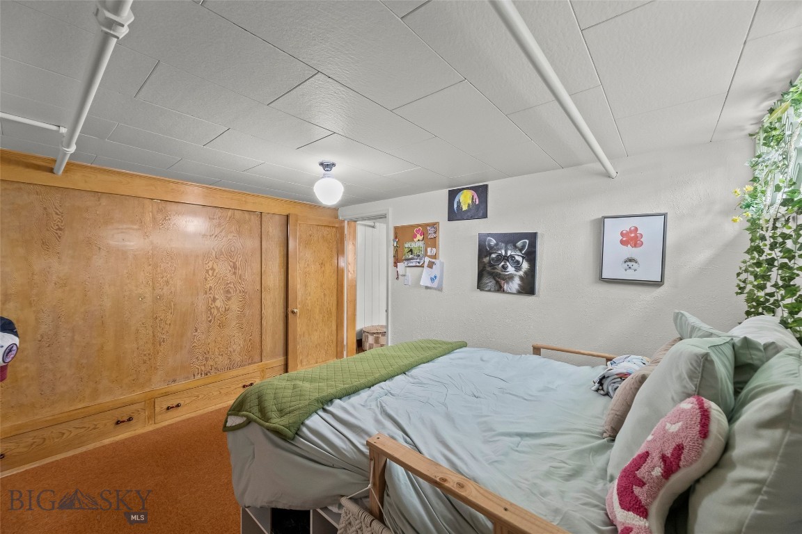 529 S 9th Street