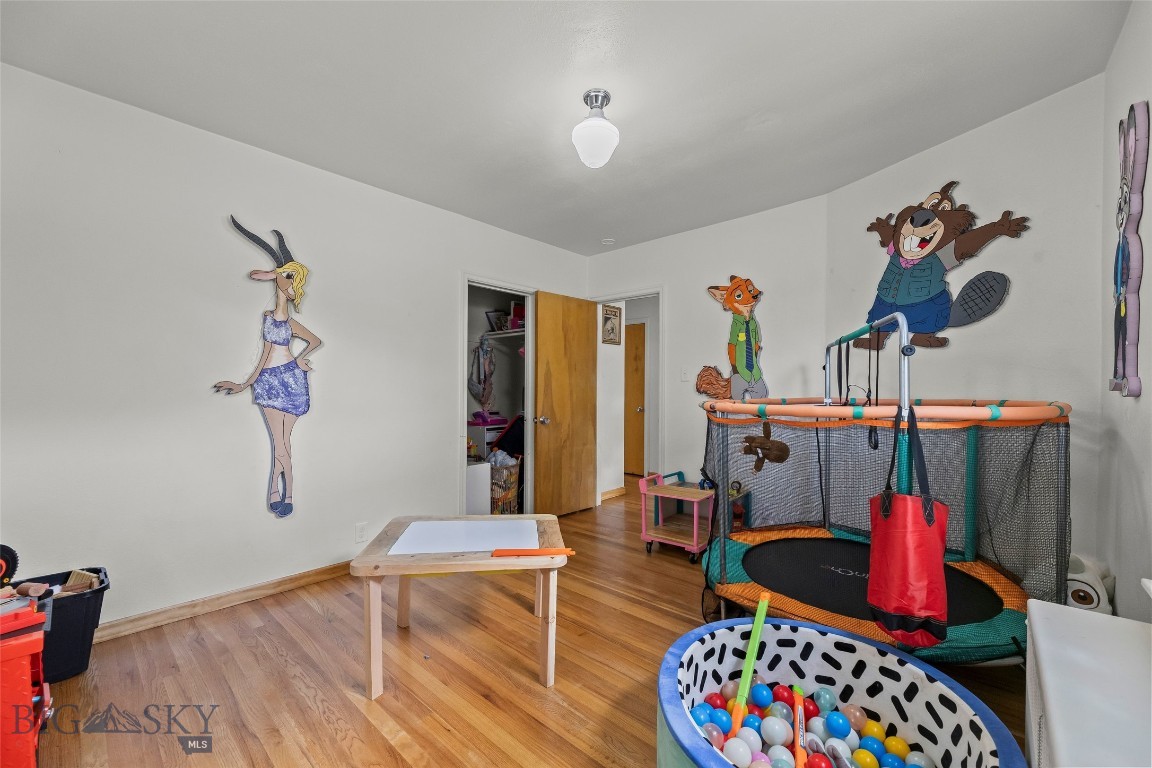 529 S 9th Street