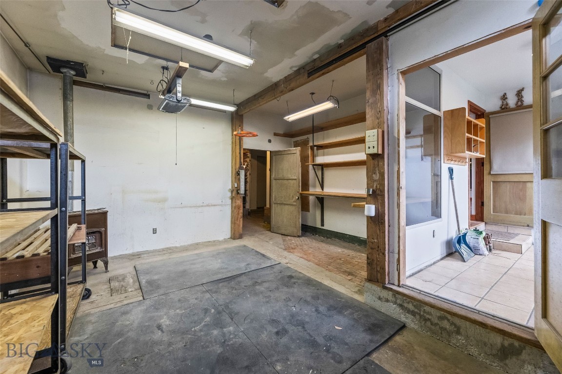 213 W Cottonwood Street
