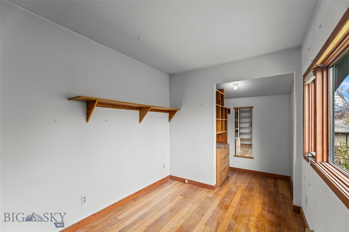 213 W Cottonwood Street