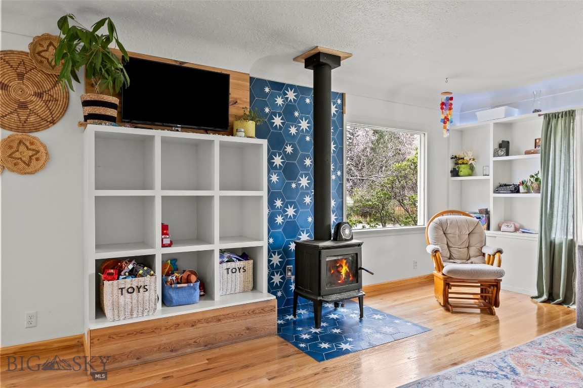 529 S 9th Street