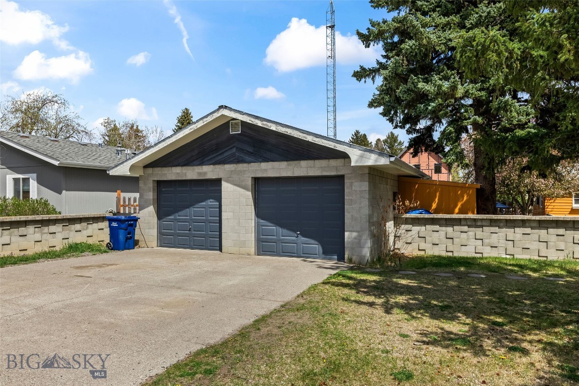 529 S 9th Street