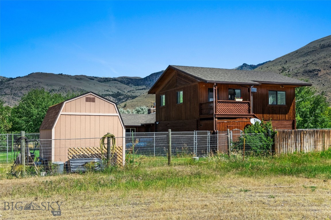 1065 US Highway 89 S