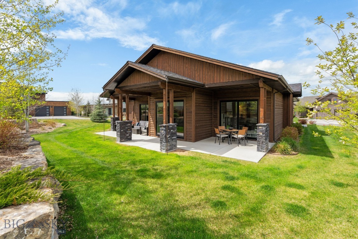 203 Wickwire Way