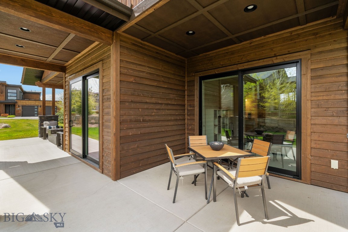 203 Wickwire Way