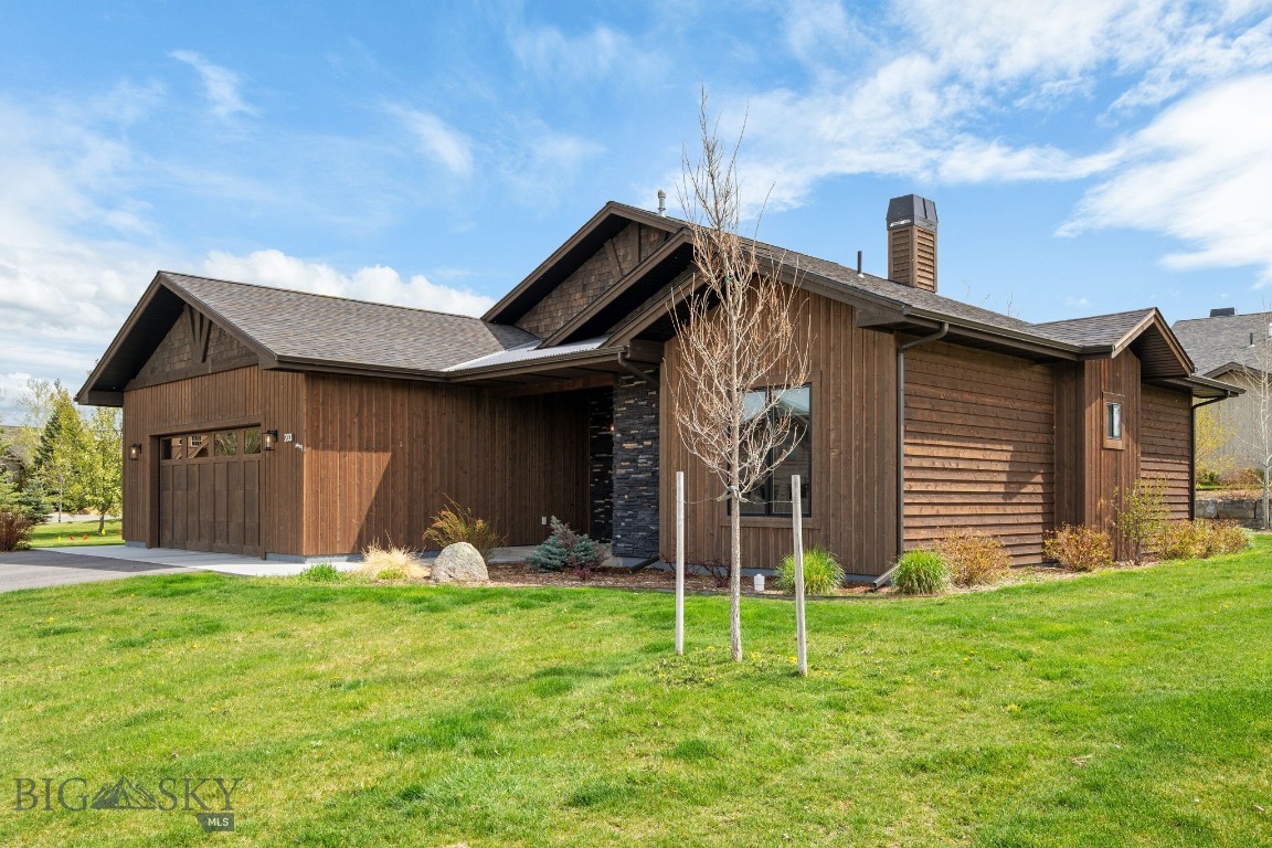 203 Wickwire Way