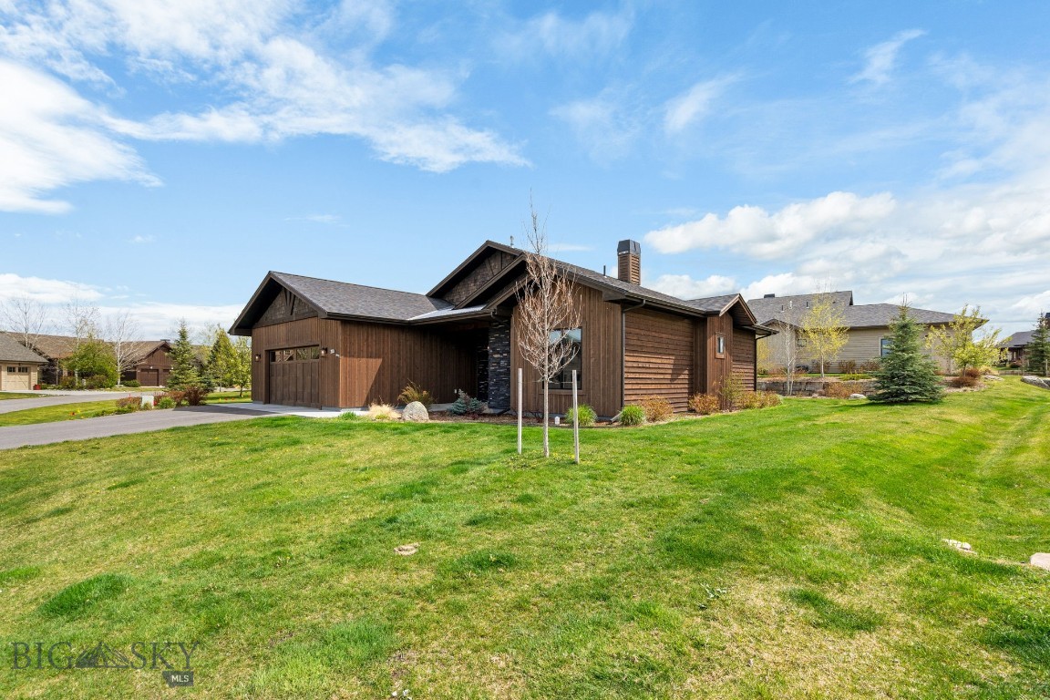 203 Wickwire Way