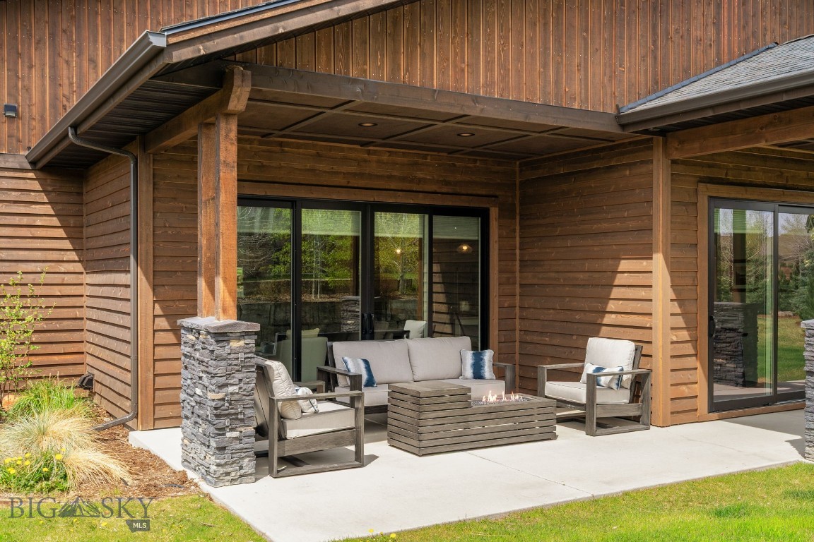 203 Wickwire Way