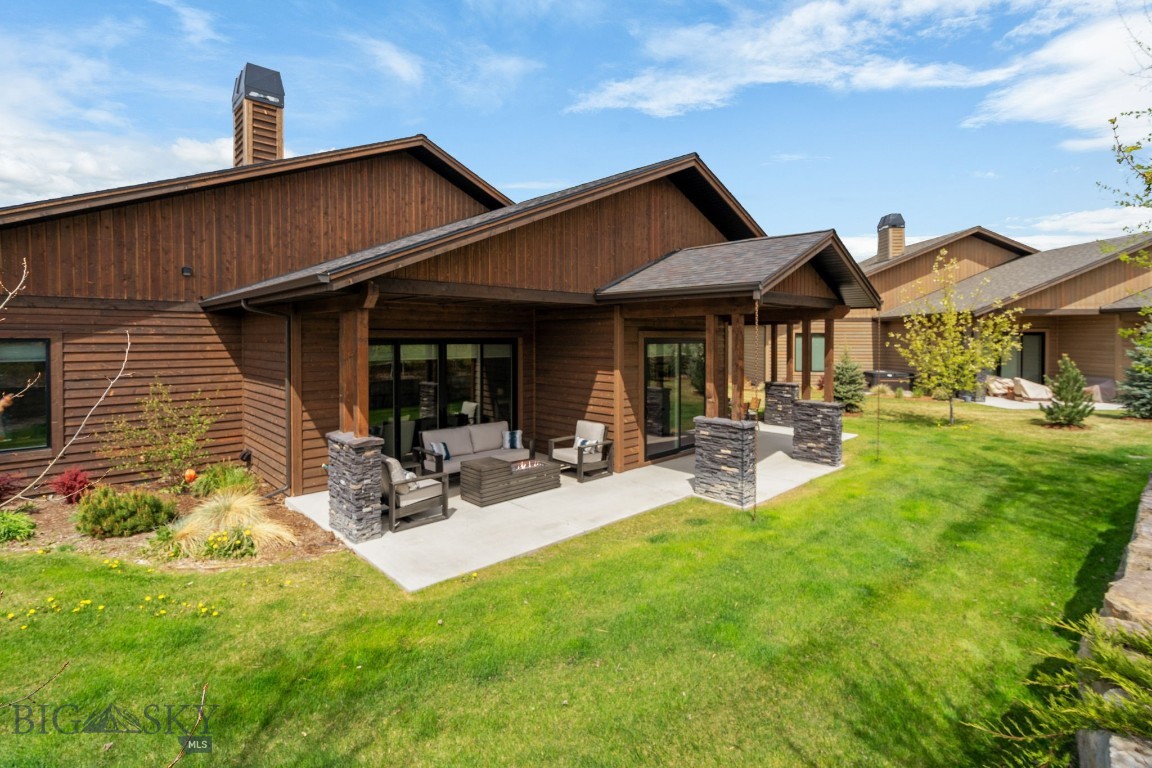 203 Wickwire Way