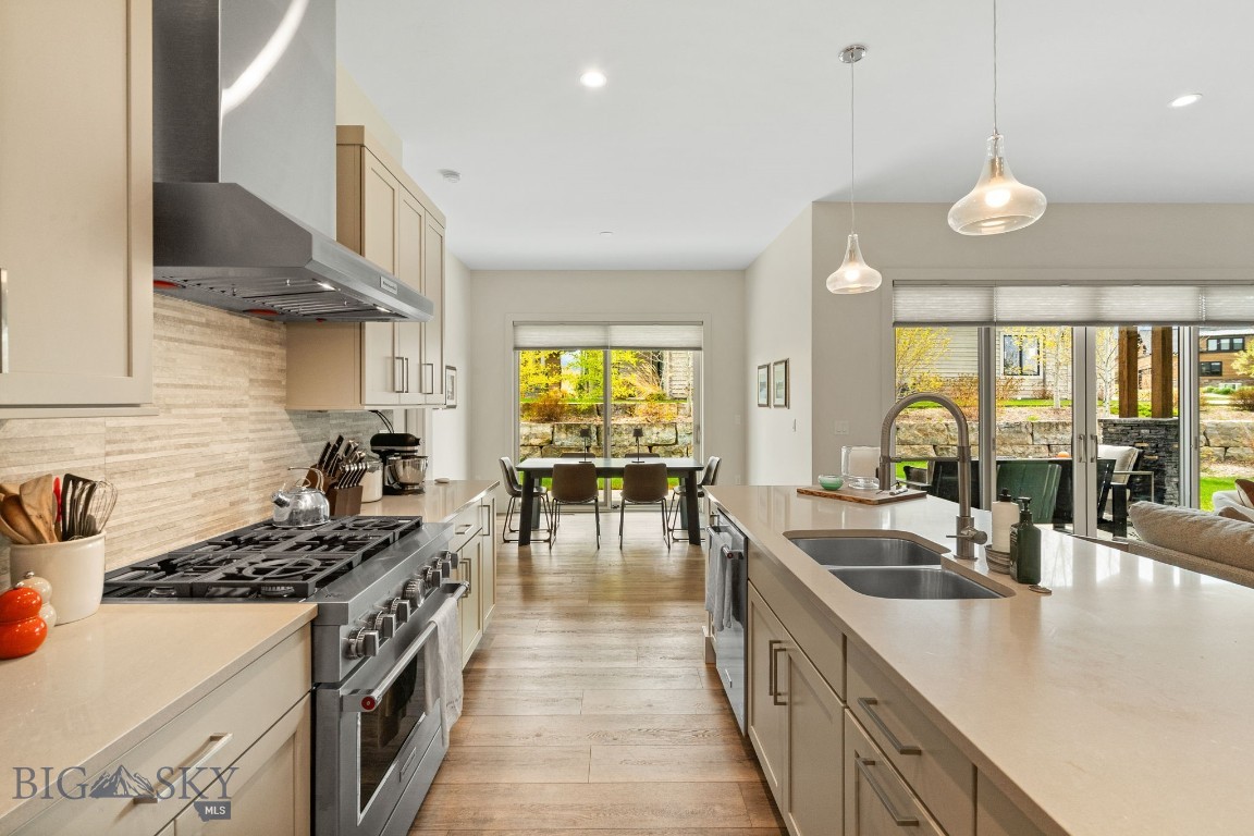 203 Wickwire Way