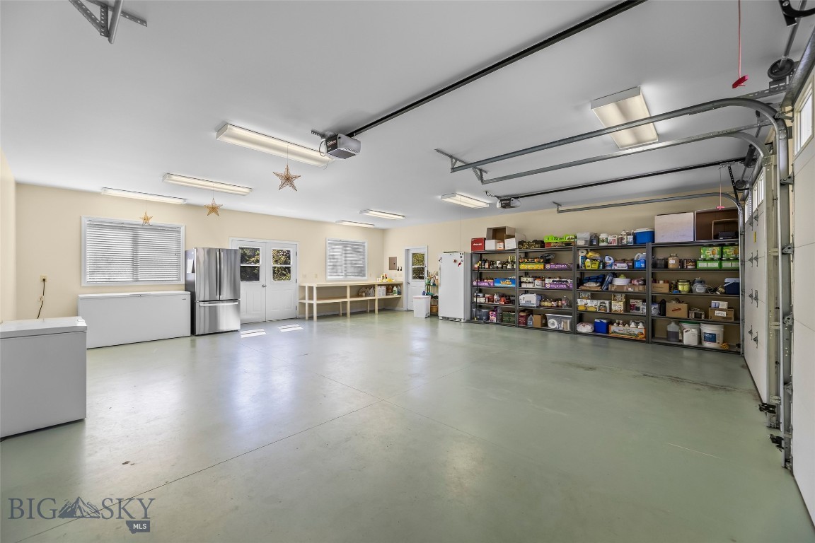 16 Orion Way