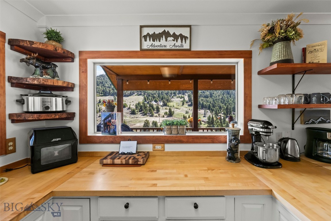 23 Hanlon Hill Drive