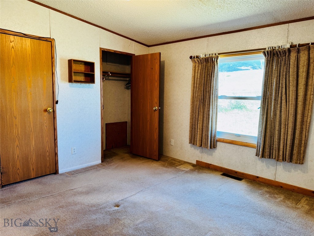 107 Prairie Dog Road