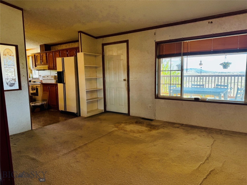 107 Prairie Dog Road