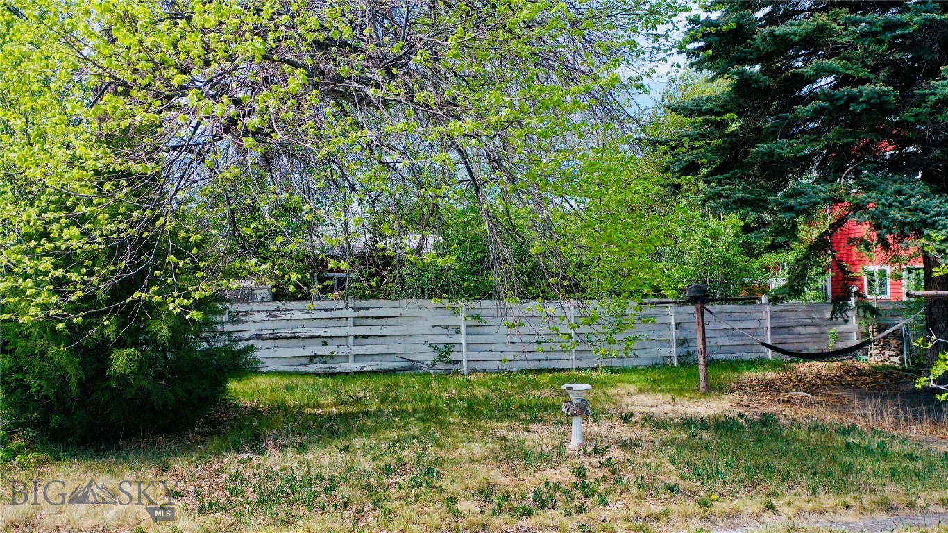 620 S 10th Street