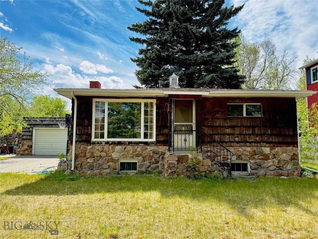 620 S 10th Street