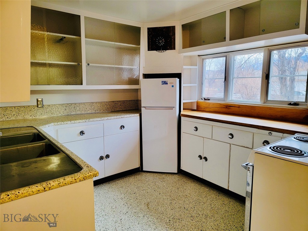 620 S 10th Street