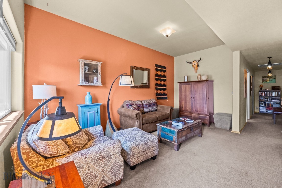 1301 Absaroka Court