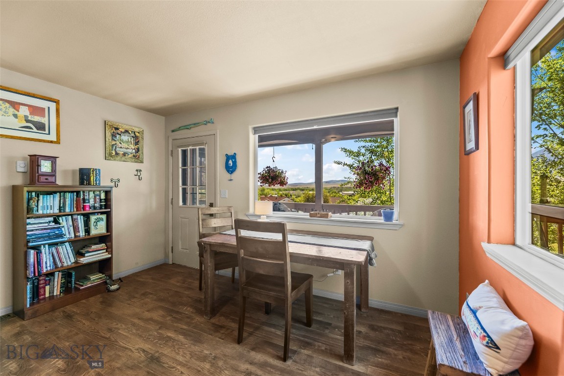 1301 Absaroka Court