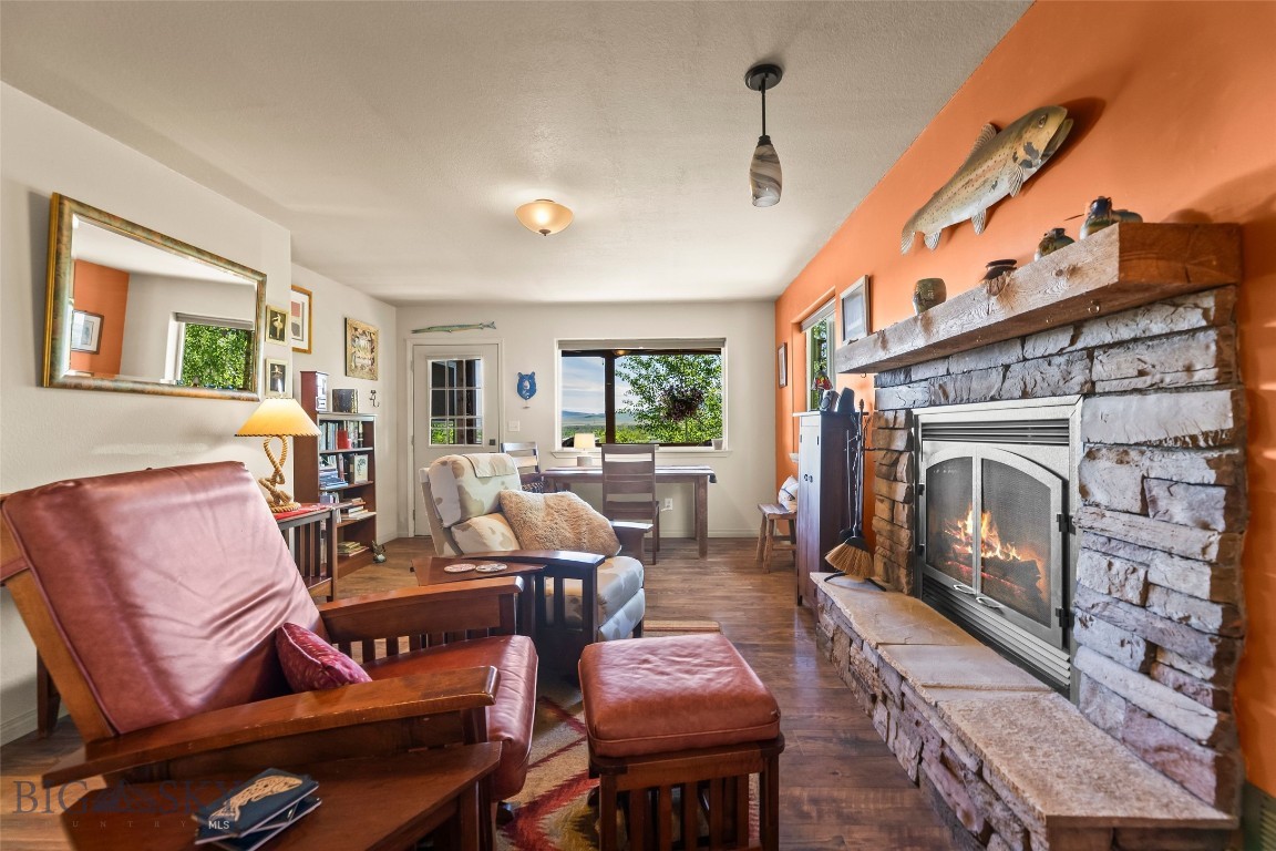 1301 Absaroka Court