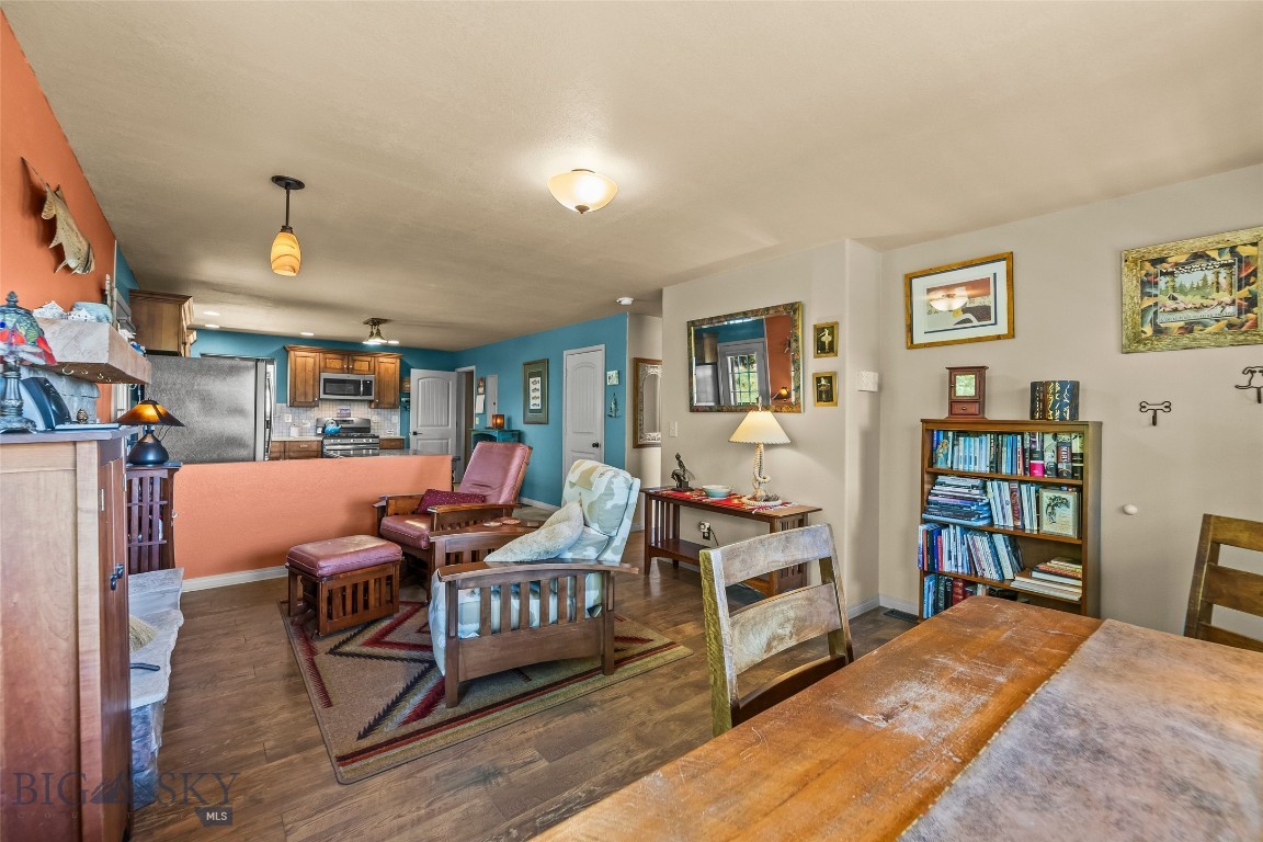 1301 Absaroka Court
