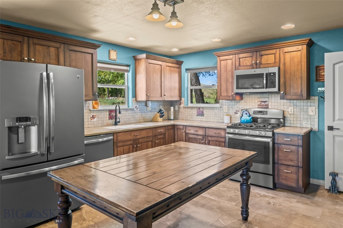 1301 Absaroka Court