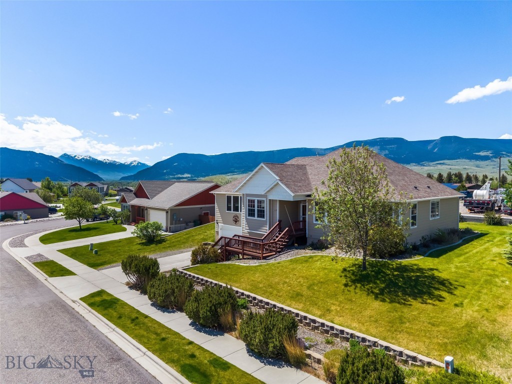1117 Ridgeview Trail