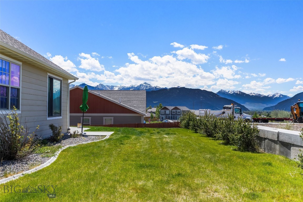 1117 Ridgeview Trail