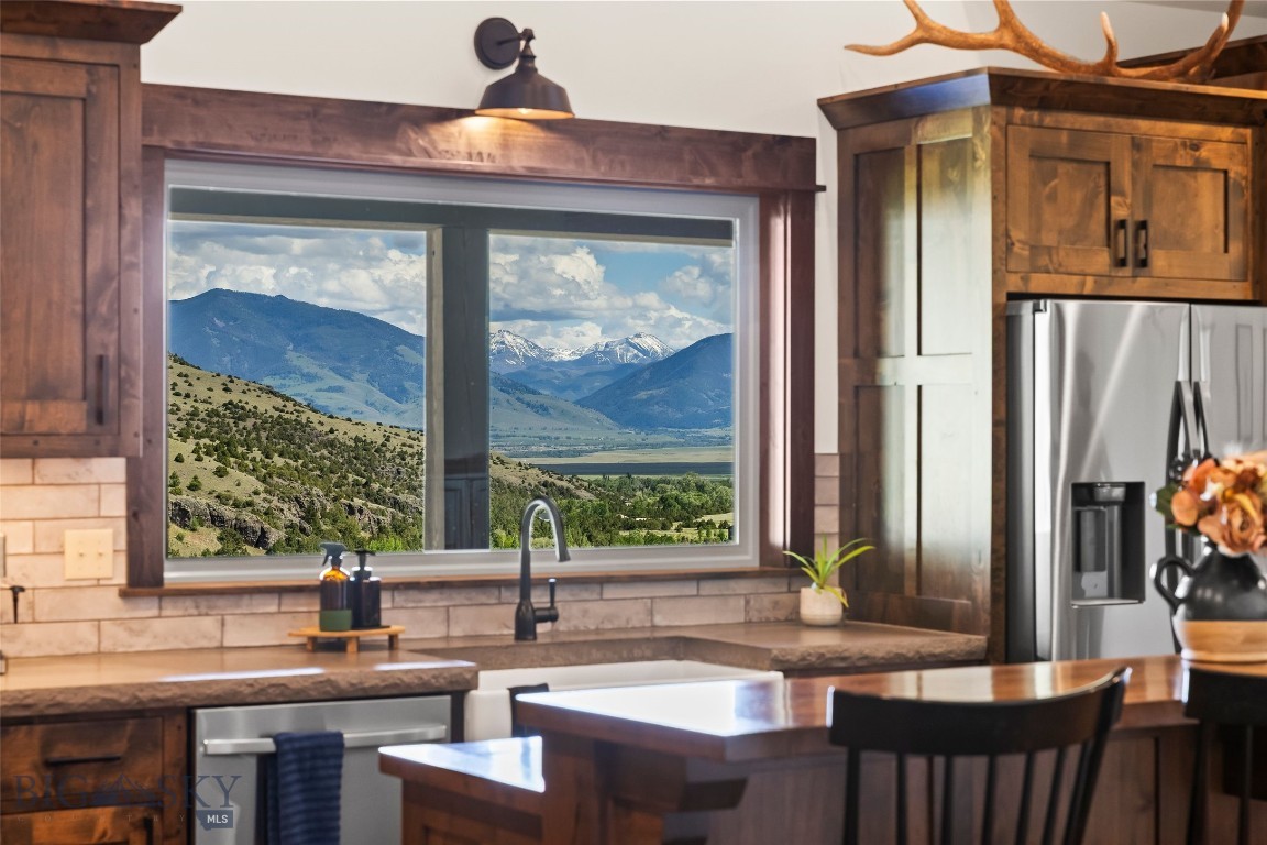 54 Antelope Butte Road