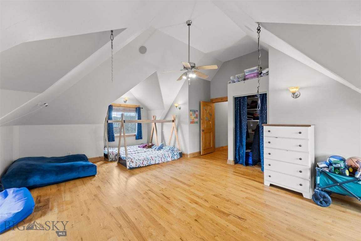 95 W Julie Court