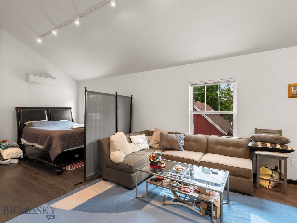 116 N 5th Street N 4