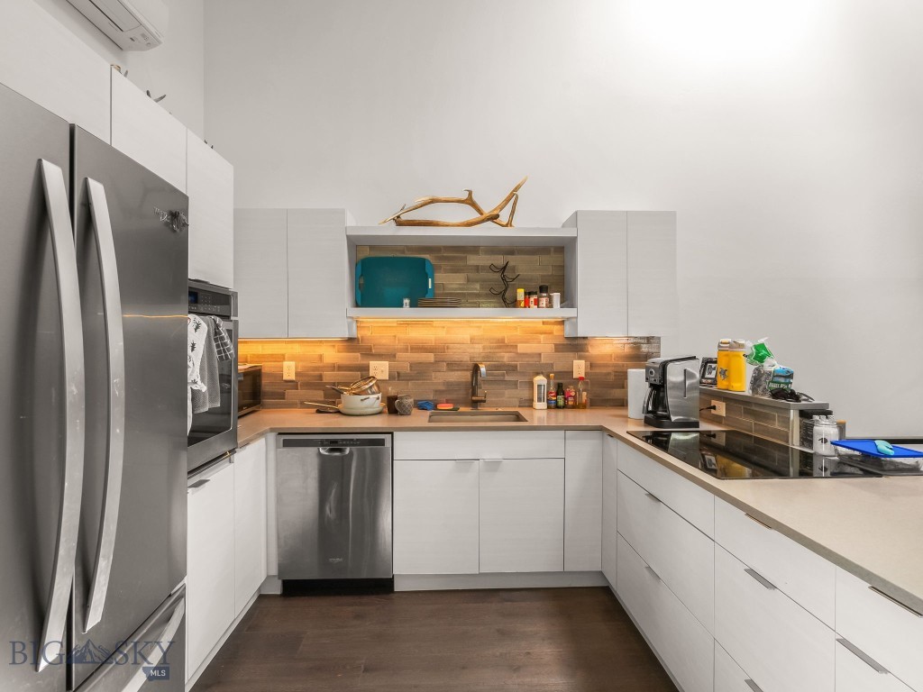 116 N 5th Street N 4