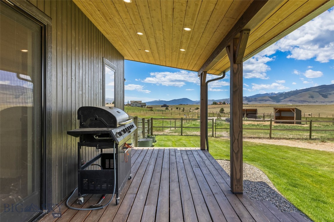 17 Packstring Trail