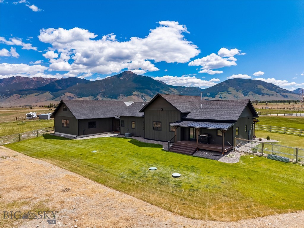 17 Packstring Trail