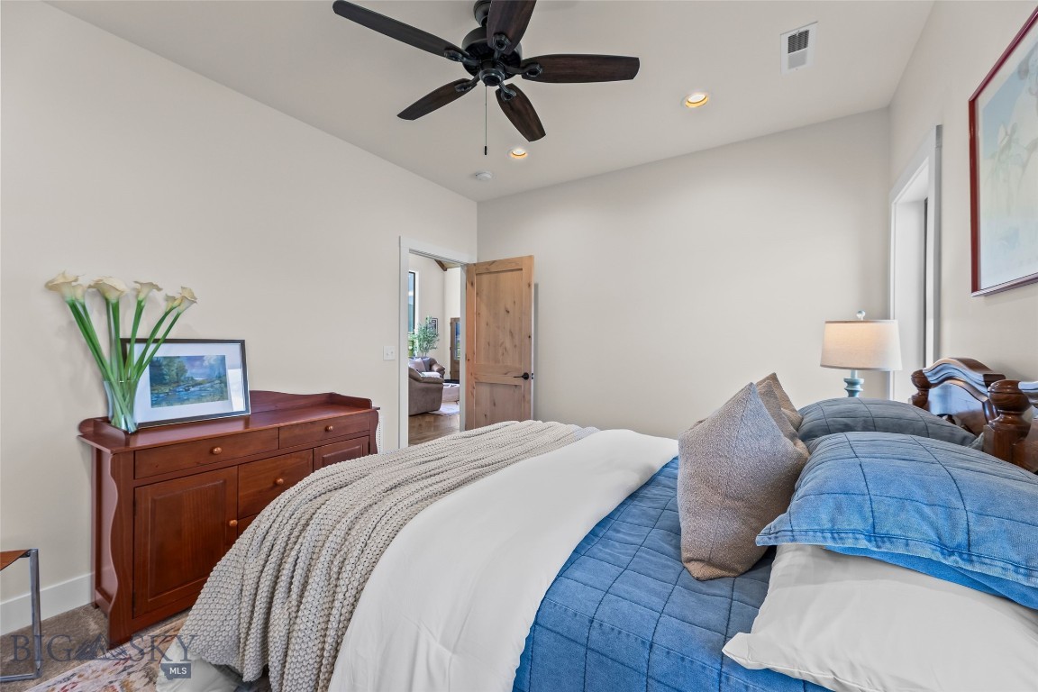 17 Packstring Trail