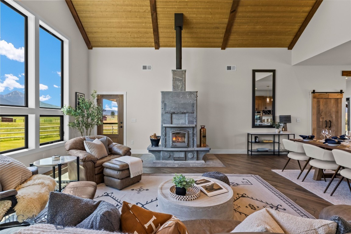 17 Packstring Trail