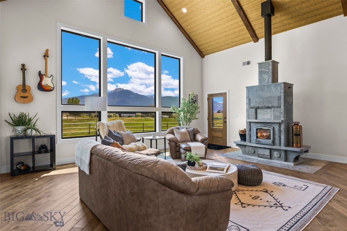17 Packstring Trail