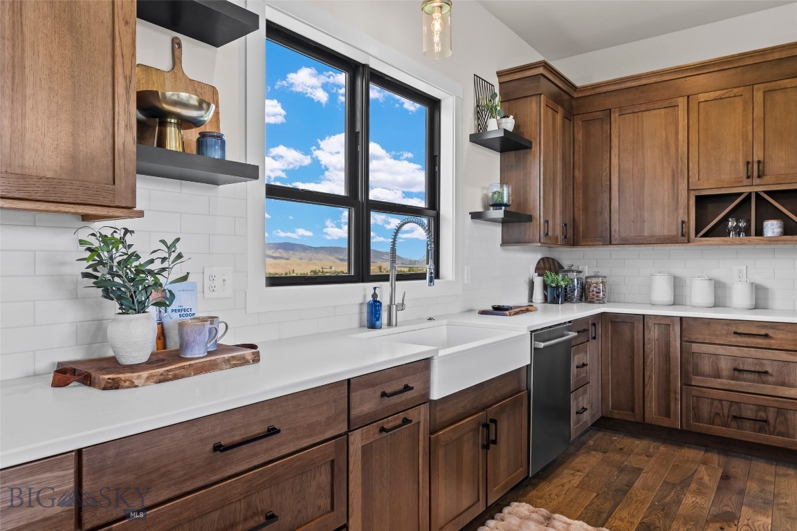 17 Packstring Trail