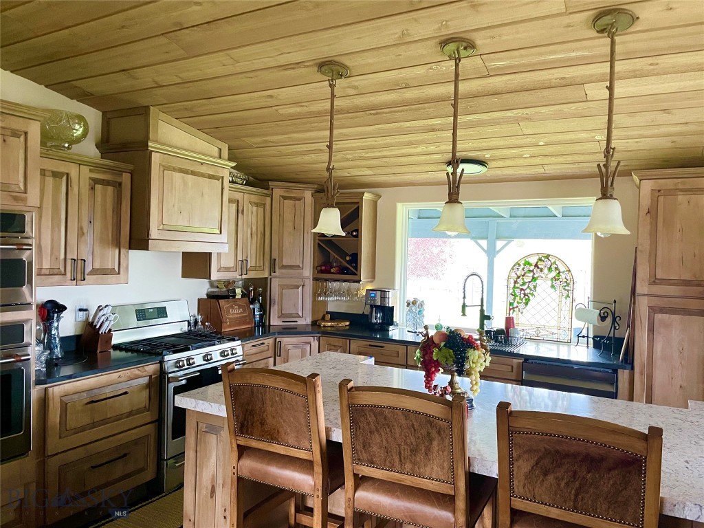 56 Yellowstone Trail