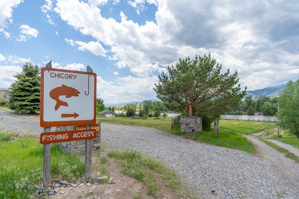 56 Yellowstone Trail