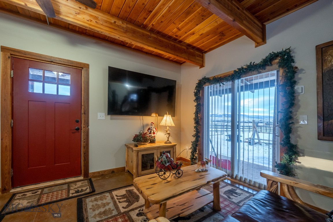 56 Yellowstone Trail