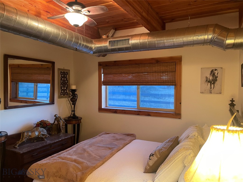 56 Yellowstone Trail