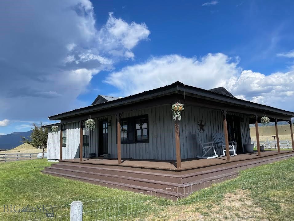 56 Yellowstone Trail