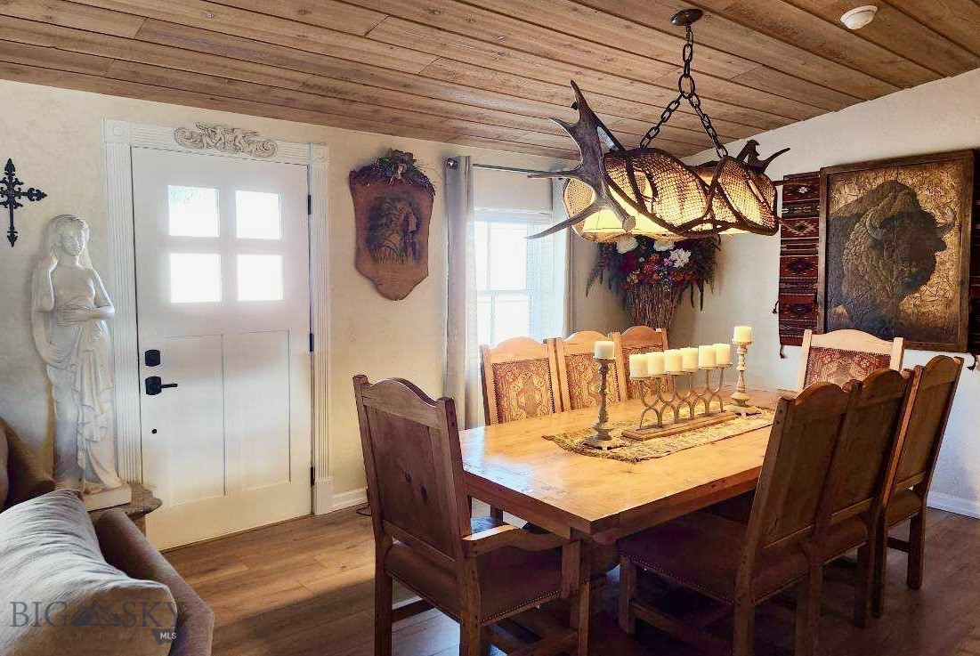 56 Yellowstone Trail
